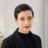 Denisa — designeră grafică la Pinu Design